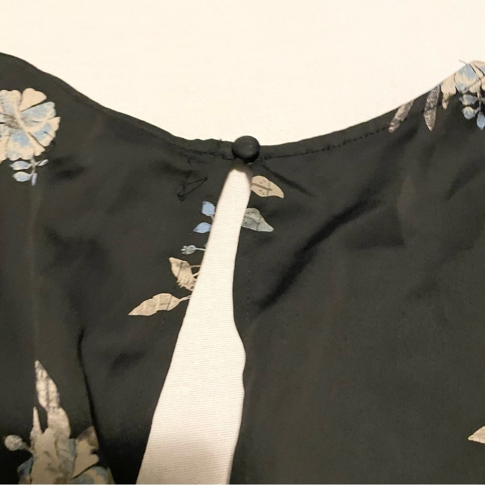 Honey Punch Black Floral Romper Kimono Tie Waist Size Large Juniors - Picture 13 of 16